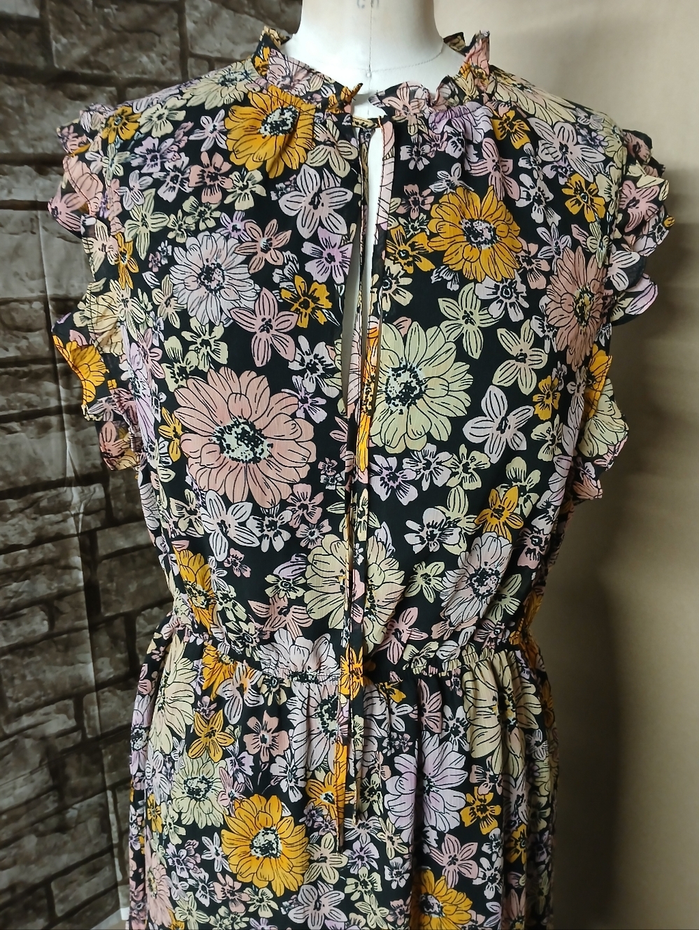 BB Dakota by Steve Madden Black Floral Maxi Dress with Yellow and Pink Flowers - Picture 2 of 11